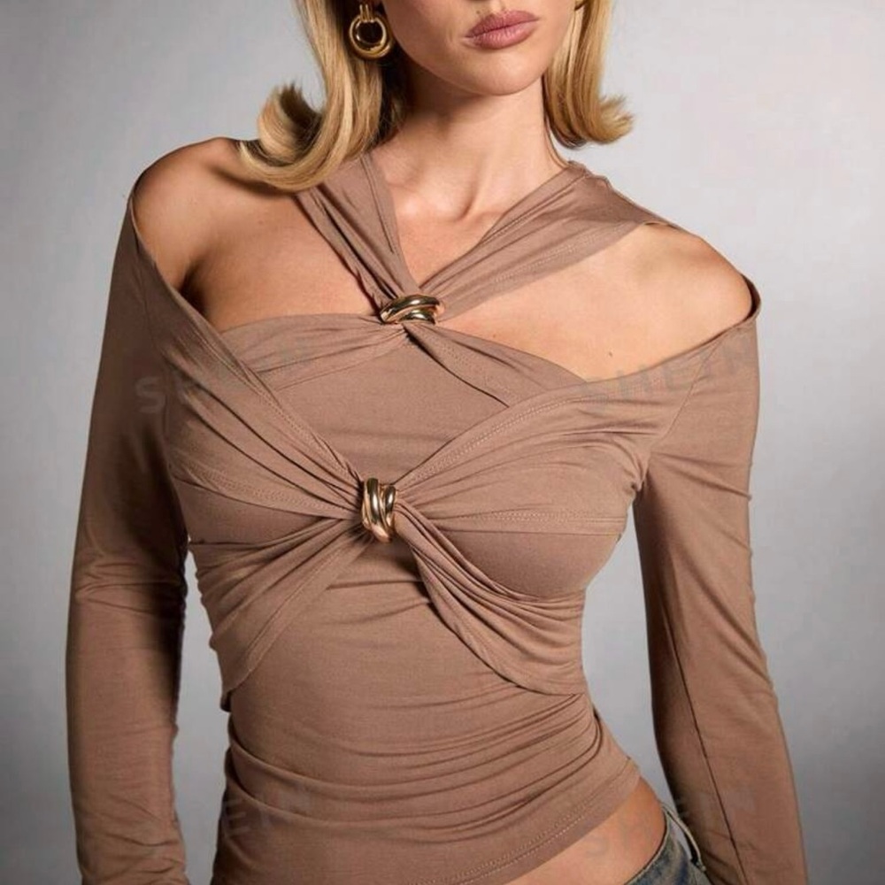 Taupe gold accent top